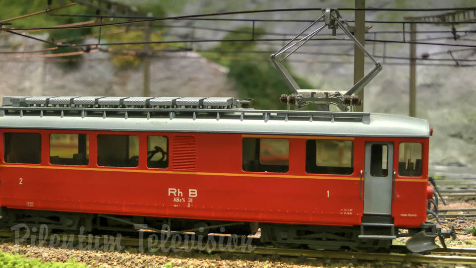 Model railroad layout of Swiss Railways in the Canton of the Grisons - Narrow gauge HO model trains