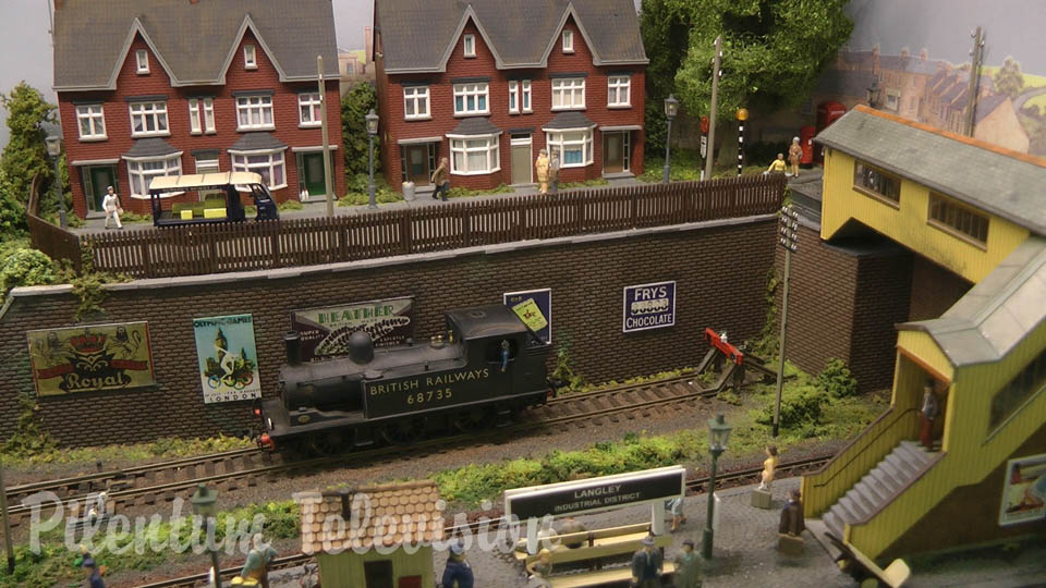 Model Railway in OO Gauge of an Industrial District Railway