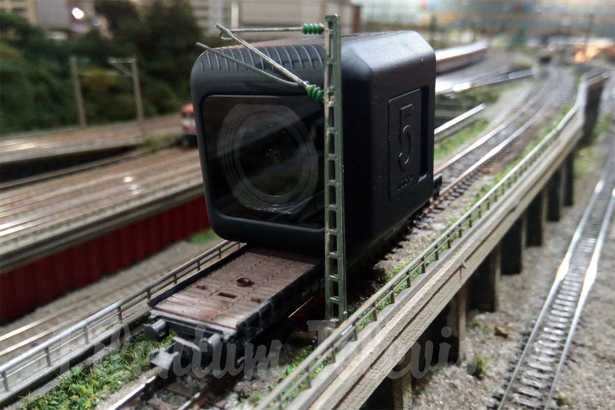 The Runcam records photos and videos depending on the configuration file stored on the memory card. The RunCam 5 Camera as well as the RunCam Orange 4K camera are superb cube cameras (dimension: 38 x 38 x 36 mm or 1.49 x 1.49 x 1.42 inches). They allow video recording on model railroad layouts in HO scale and model railways layouts in N gauge.