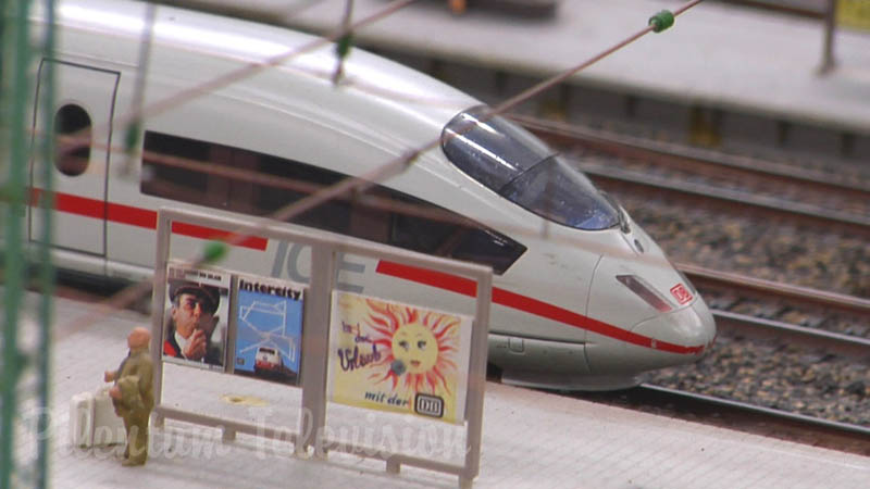 纪录片 1: Miniatur Wunderland 火车玩具 HO軌 1/87 铁路 沙盤 火车模型