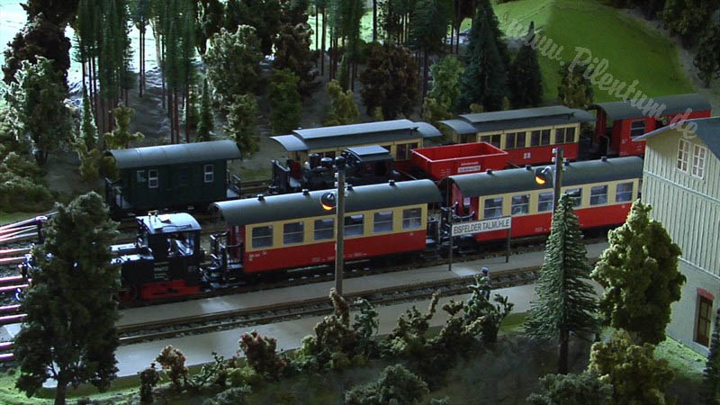 Железнодорожный макет в масштабе 1:22.5 от компании LGB
