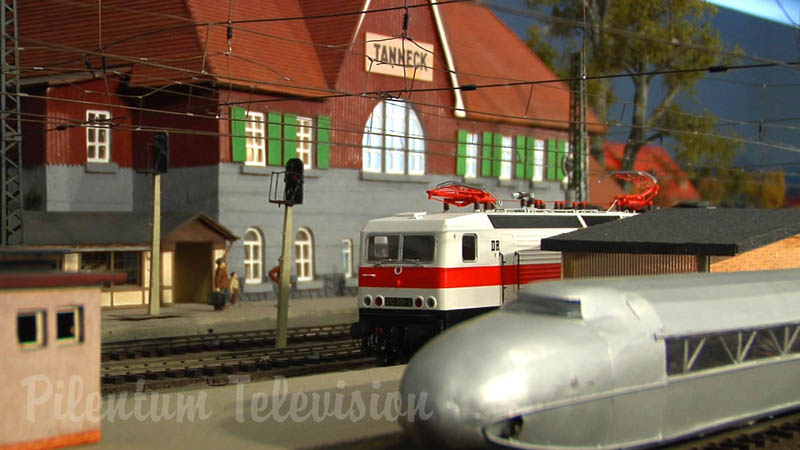 Makieta kolejowa w Muzeum Transportu i Techniki w Dreźnie