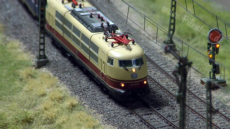 Modeljernbane med motiver fra Ruhr-distriktet: Modelbane Oberhausen - Modeltogbane Odenwald