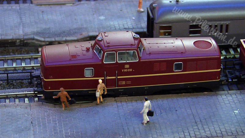 Large Model Railroad Layout with Cab Ride and more than 200 Model Trains in action