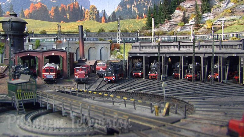 Amazing Model Railroad Layout in HO Scale with Cab Ride