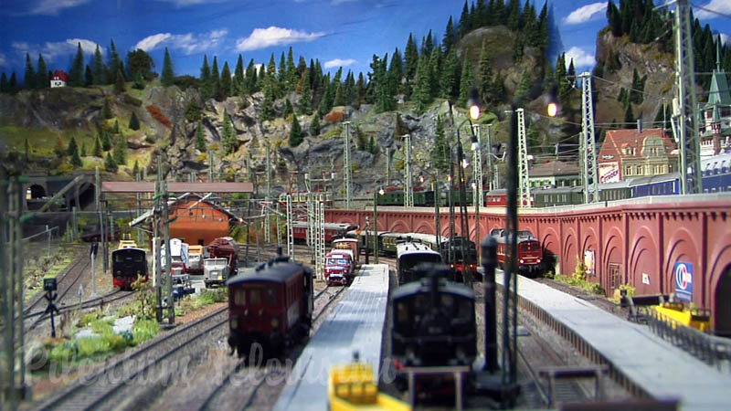 Amazing Model Railroad Layout in HO Scale with Cab Ride