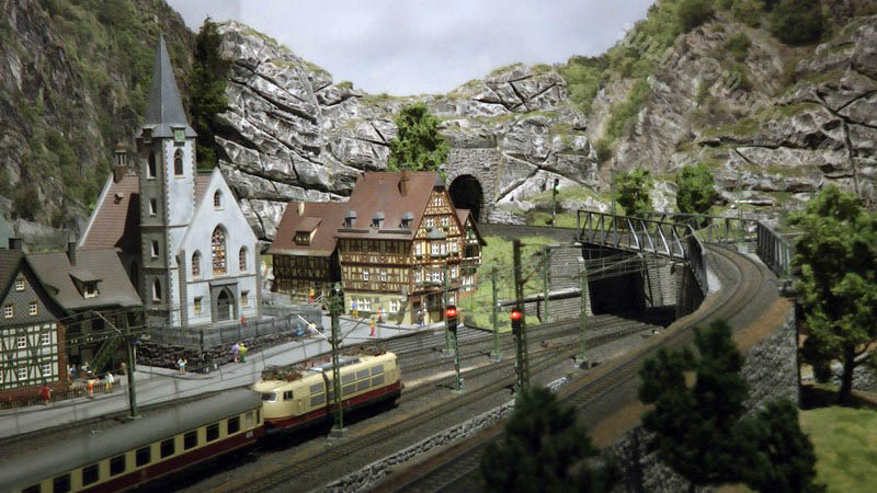 Den nya utställningen Oktorail av Märklin modelltåg i Tyskland