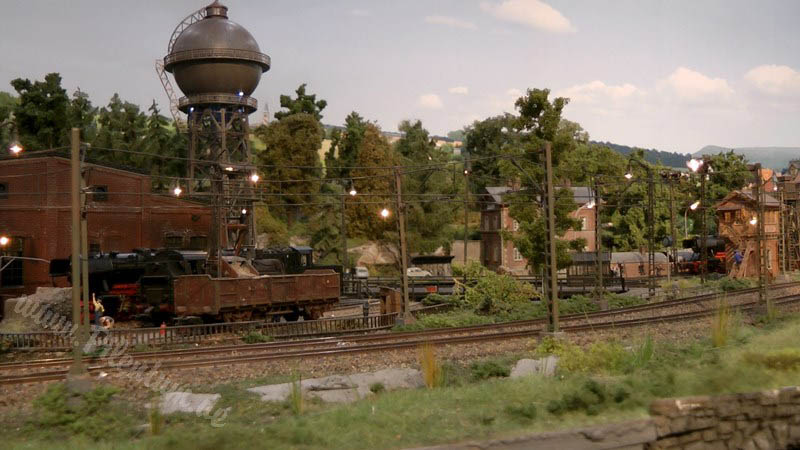 Marklin Digital Model Railroad Layout with Model Trains using RailWare Control Software