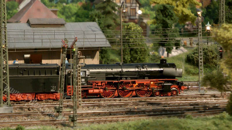 Marklin Digital Model Railroad Layout with Model Trains using RailWare Control Software
