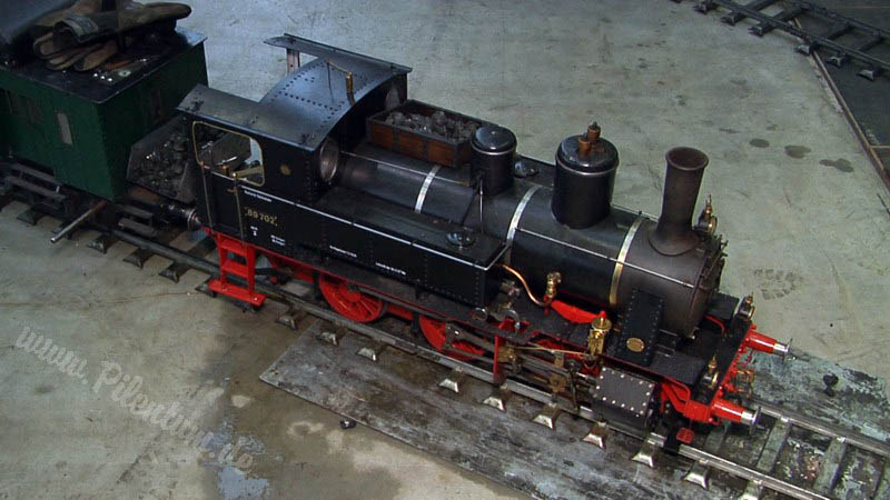 World's largest indoor 5 inch live steam or real steam model railroad meeting