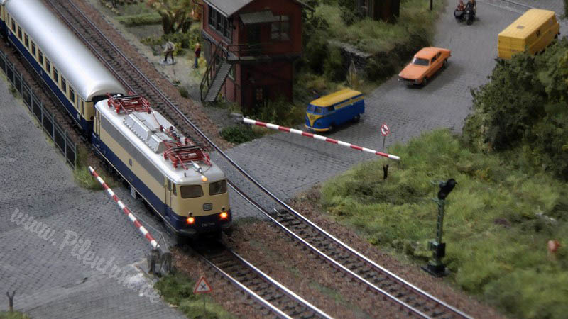 Модульный макет железной дороги в масштабе 1:87 от компании «Marklin»