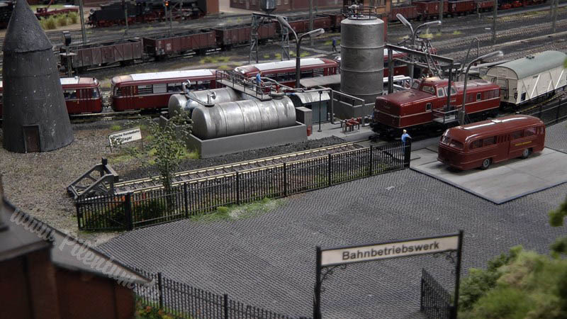 Model Railroad Highly Detailed HO Scale