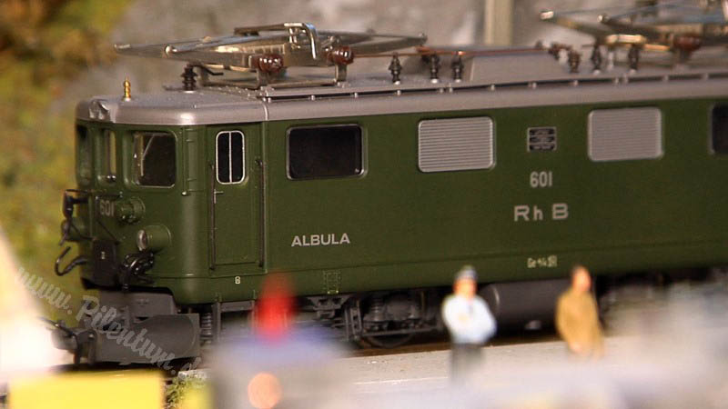 Model Railroad with Glacier Express and Cab Ride
