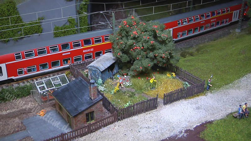 Large Model Railway with Magnificent Cab Ride in HO Scale