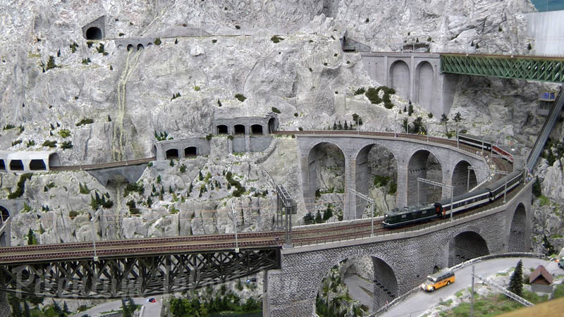 Model Railway in HO scale of Switzerland
