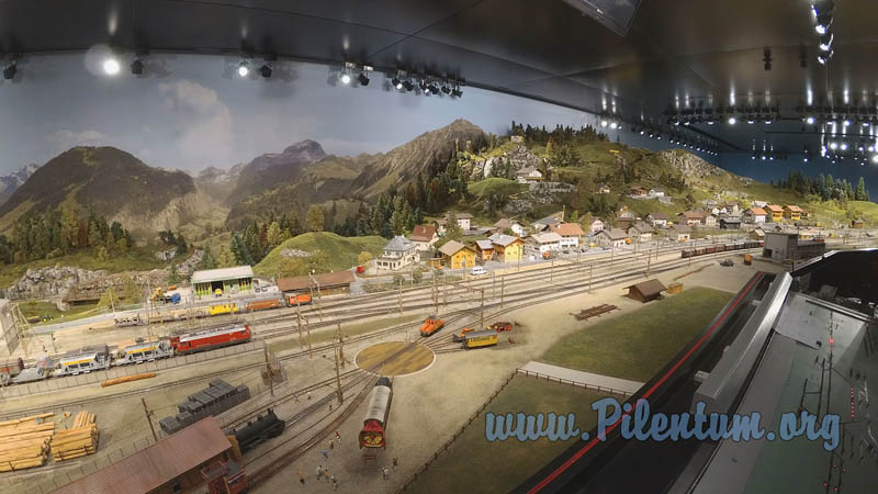 Model Railway Layout with Cab Ride of Beautiful Swiss Trains in HO scale