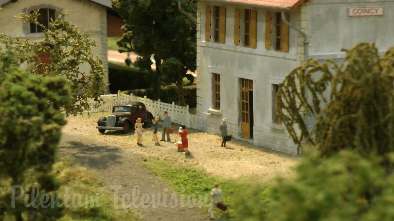 Beautiful French Modular Model Railway Layout with Cab Ride in HO Scale