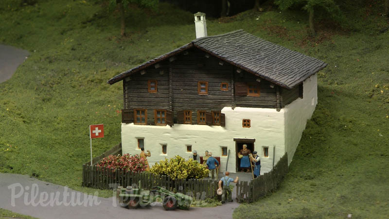 Smalsporet HO modeljernbane anlæg af Niek Talsma - Schweiziske Graubündenbahn