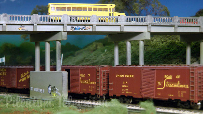 アメリカの鉄道模型。HO ゲージ レイアウト。