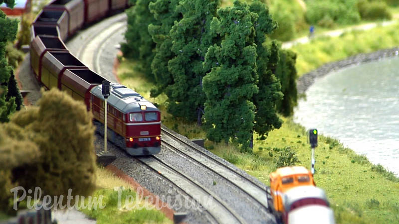 Trenes de juguete y ferromodelismo en la antigua Alemania del Este