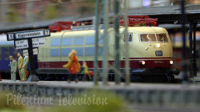 Model trains - Rare and famous types from Germany in HO scale