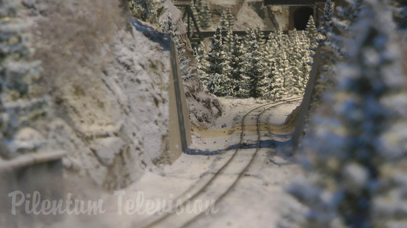 夏と冬の模型鉄道