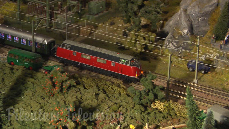 One of Europe’s largest model railway exhibitions: The ArsTECNICA model railroad in H0 scale