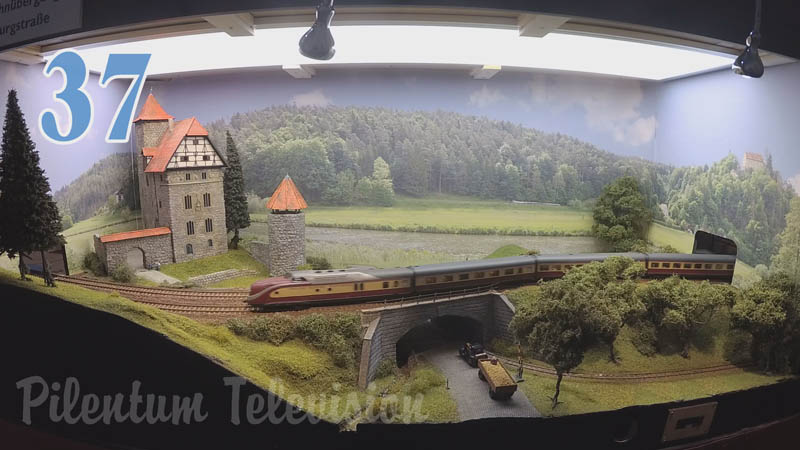 Wystawa makiet kolejowych w Belgii : 50 makiety kolejowe realistyczne lub makiety prezentacyjne
