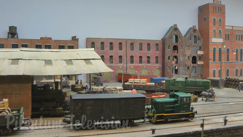 La maqueta ferroviaria en el antiguo puerto de Amberes en escala H0