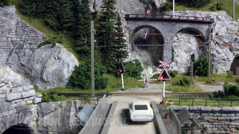 Chemin de fer Montreux Oberland Bernois - Trains miniatures de Suisse