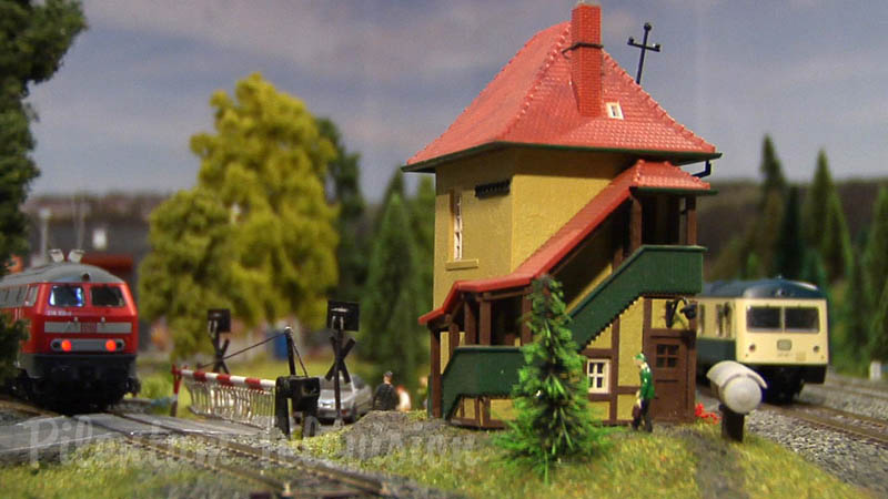 Мир модельных поездов: немецкий макет железной дороги в масштабе H0 (1:87) с мощными локомотивами
