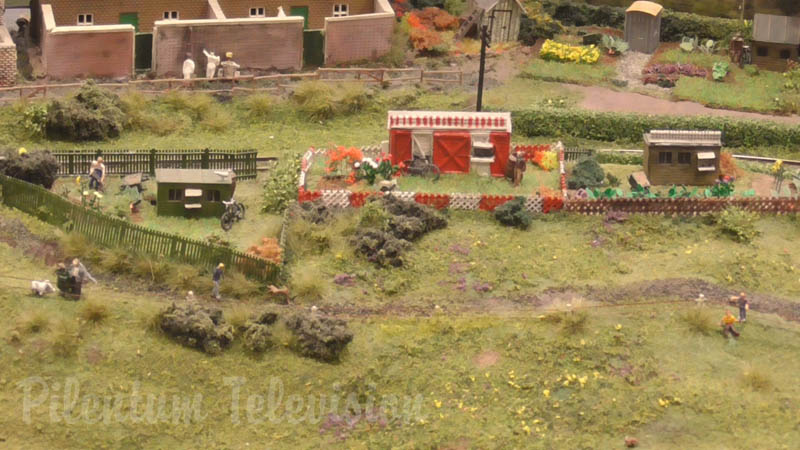 Model Railway Layout “Hawthorn Dene Colliery” in N scale by Les Richardson