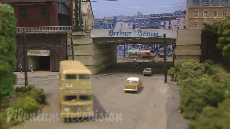 ビル・ロバーツによる東ベルリンの鉄道模型のレイアウト縮尺1/160