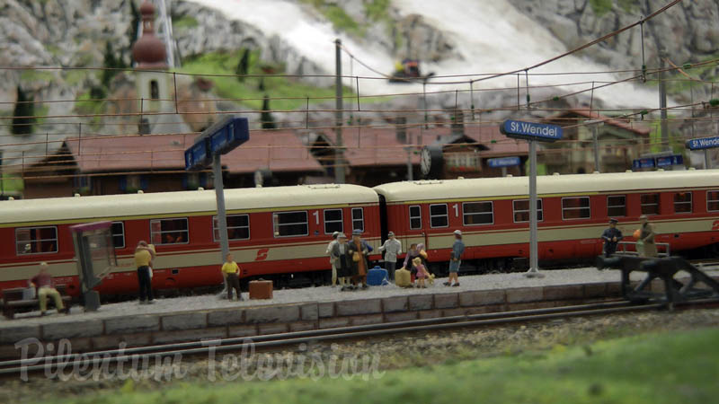 Fermodellismo in Austria: Scoprite la bellezza del paesaggio alpino su un plastico ferroviario