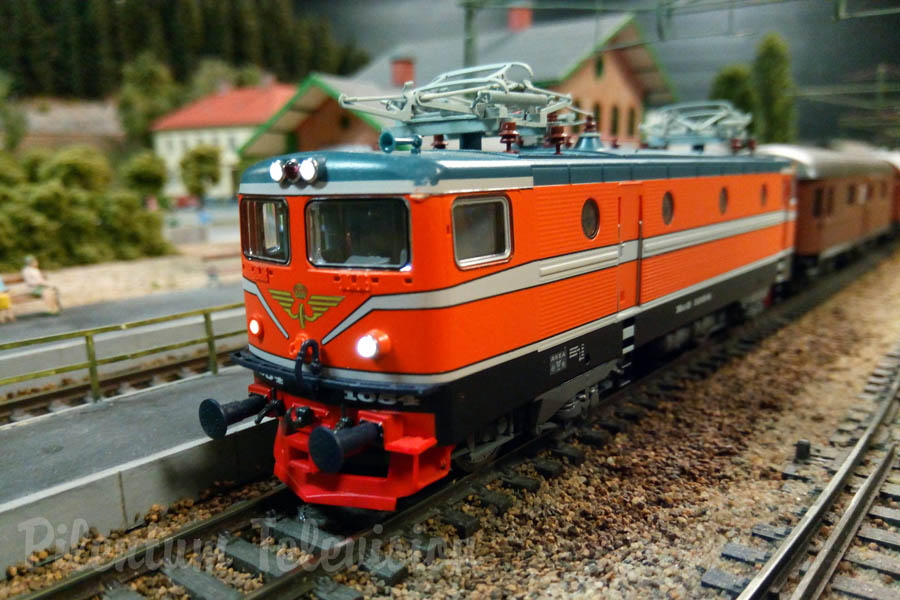 Treinen en schaalmodellen: Cabinerit op een van de grootste modelspoorwegen van Zweden