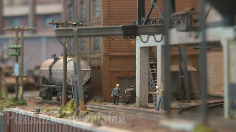 Schaalmodel (diorama) voor de staalproductie op schaal N