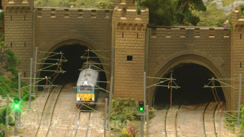 Model Railway Layout “Weaver Hill” in OO Gauge by Benjamin Brady and Richard Brady
