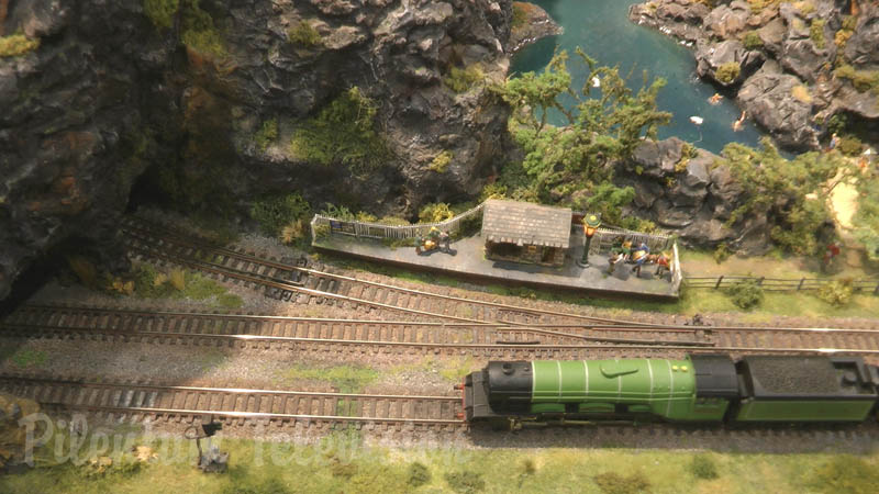 Trenes en miniatura en escala N: La maqueta ferroviaria “Rockcliffe” de David y John Riddle