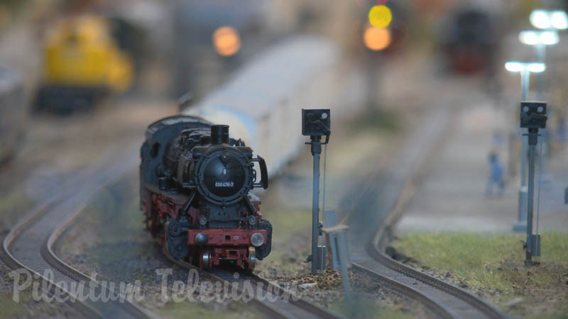 JVC GY-HC 550 caméra test: Caméscope et modélisme ferroviaire et trains miniatures