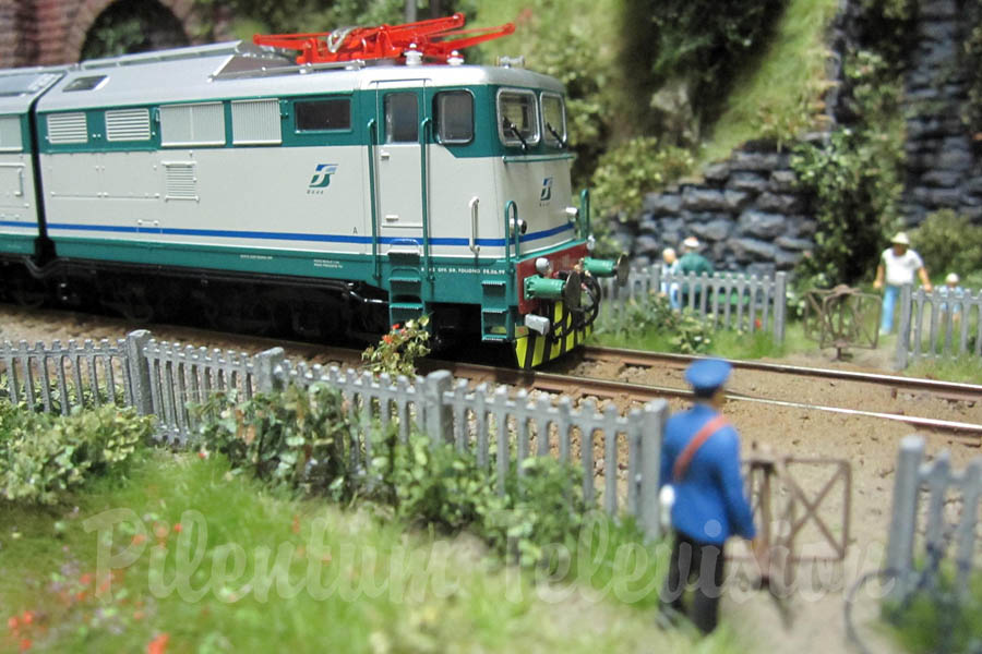Trenes en miniatura en Italia: La magnífica maqueta ferroviaria realizada por Carlo Viganò