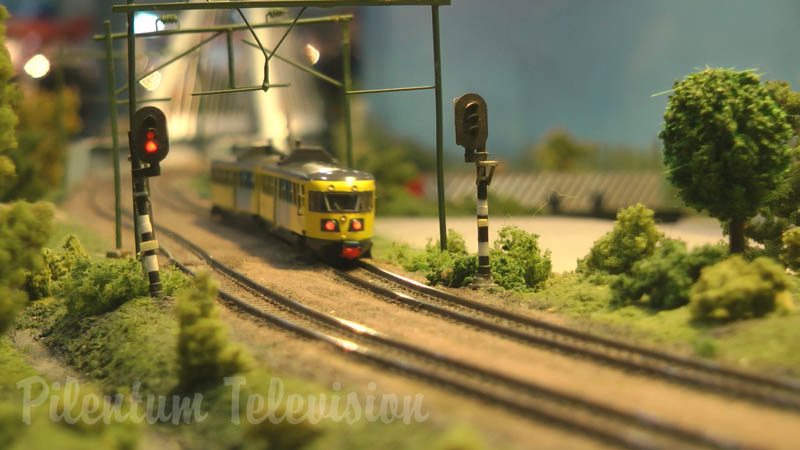 Treinen en modeltreinen in Nederland: Rail Transport Modeling and Model Trains in N Scale