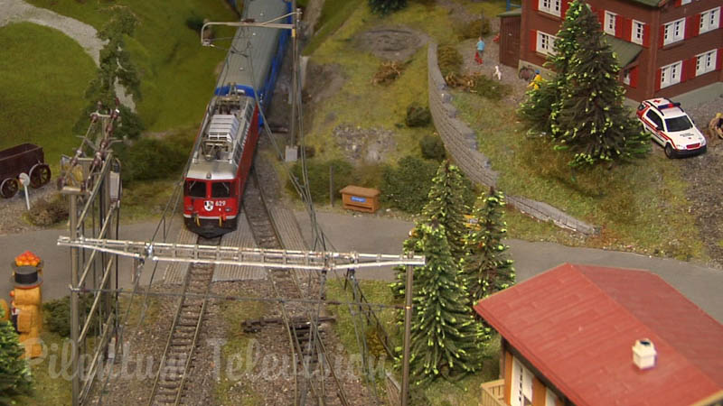 Modeltreinen en modelspoorbaan van Zwitserland: Treinen van de beroemde Glacier Express