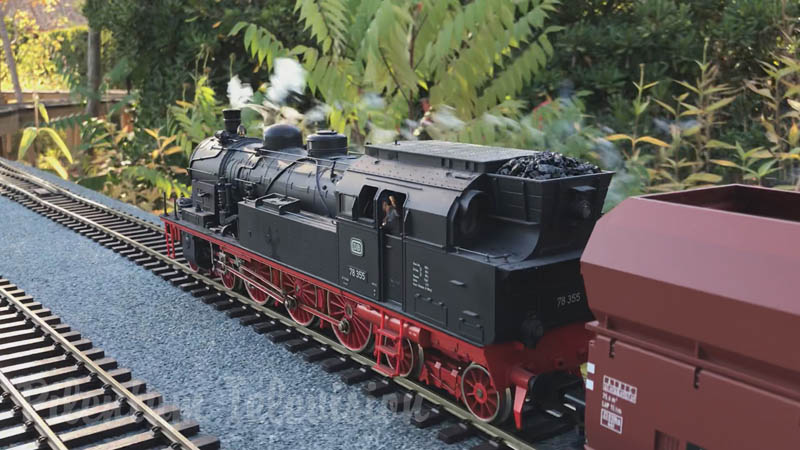 Modelismo Ferroviario Chile: Garden Railway Layout Tour - Steam Locomotive and Diesel Trains Galore
