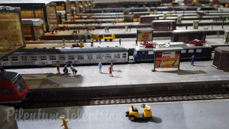 Trenes eléctricos a escala: Una de las mejores maquetas ferroviarias privadas de Alemania en escala N