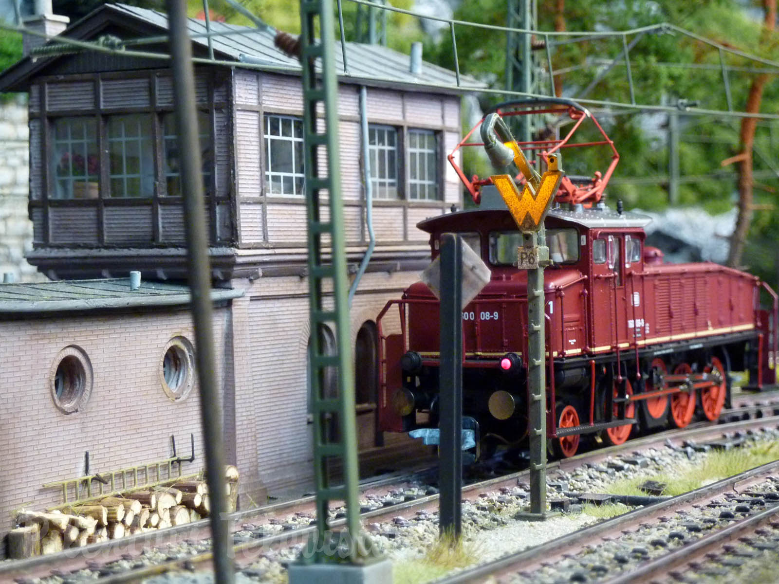 Wim de Zee Virgental - Steam locomotive and ho scale trains - Model railroad operation session