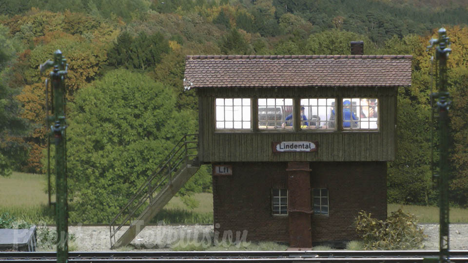 Uno dei più straordinari plastici ferroviari tedeschi in scala HO - 8K Video Ultra HD
