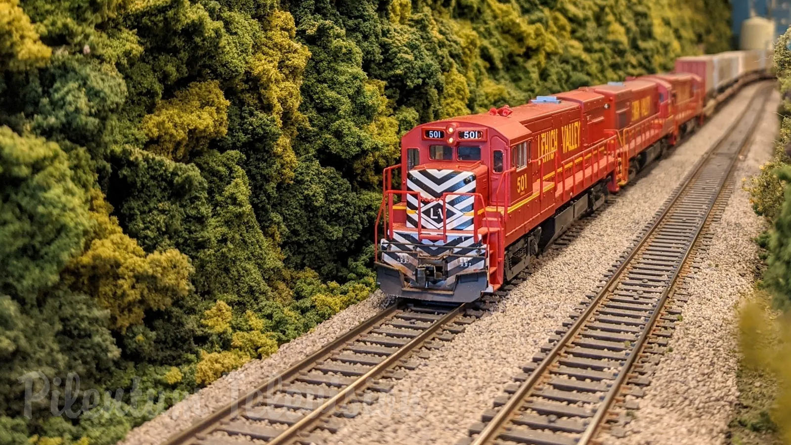 One of the largest model railroad HO scale layouts in the United States: The Lehigh & Keystone Valley Museum