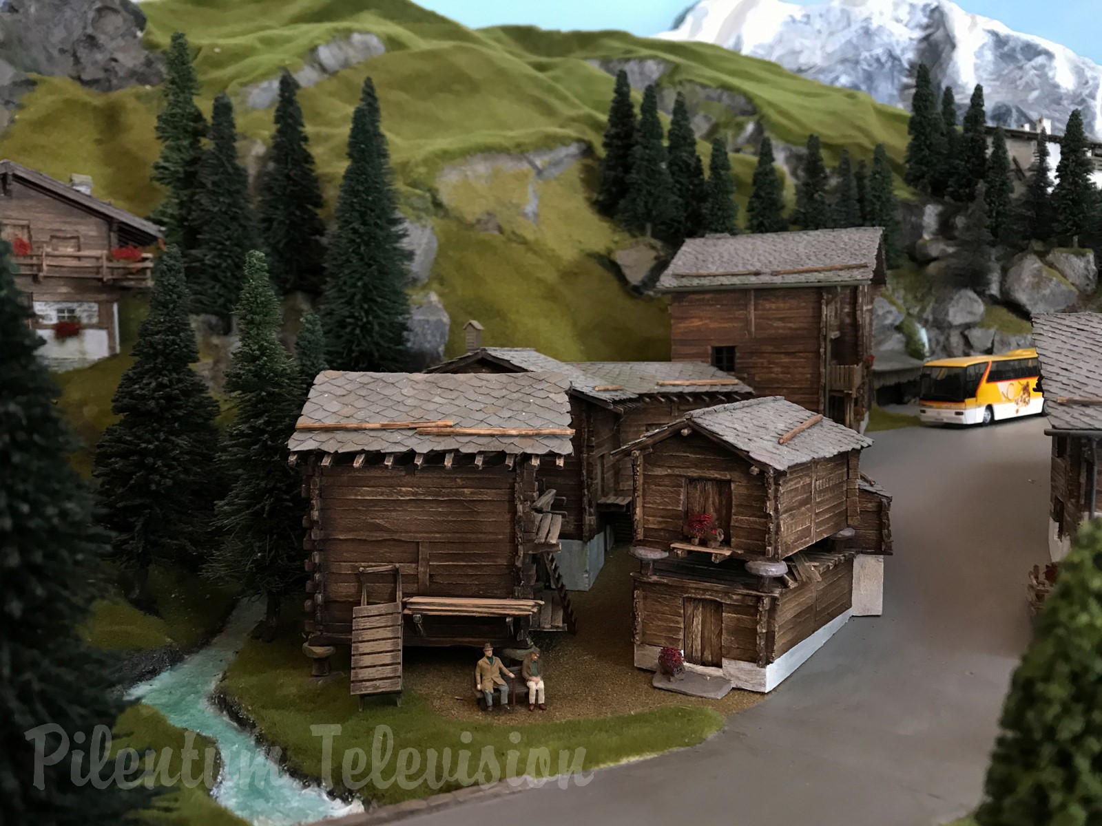 Trenes en miniatura en escala HO en Suiza: Maravillosa maqueta ferroviaria suiza de Brian Rodham