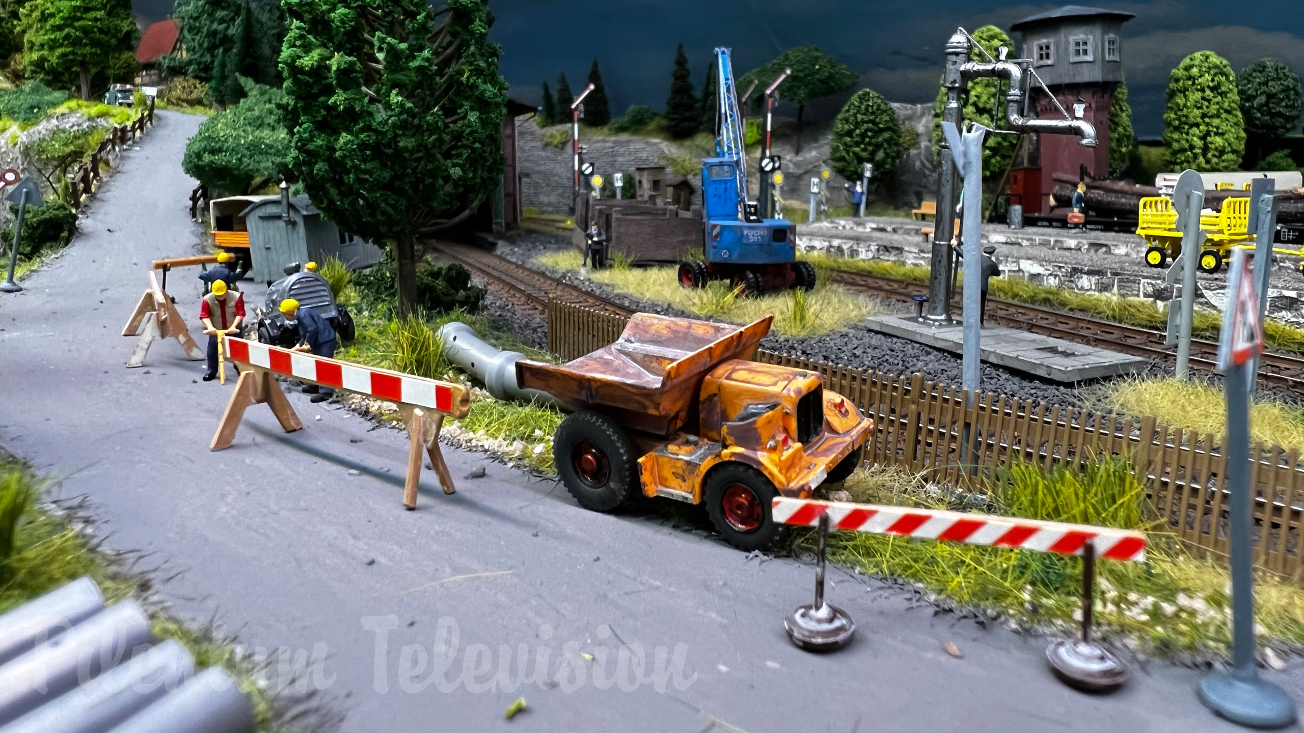 HO Scale Steam Locomotive Model Railway Layout with Thousands of Details (Germany)