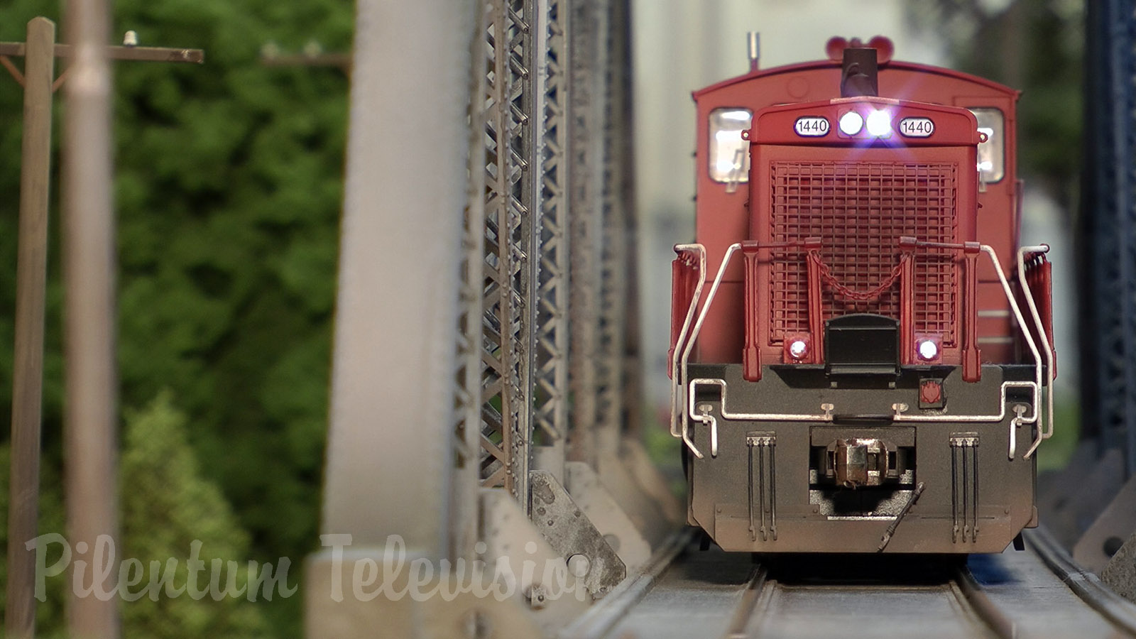 Model Railway Layout in O Scale - Shunting Operations on the Arbutus Corridor in Canada